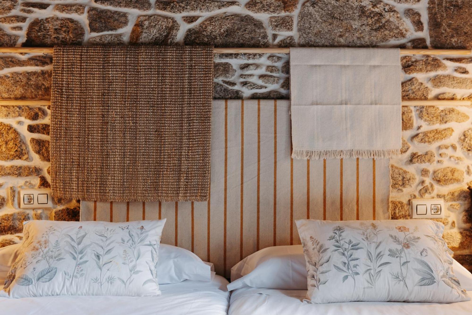 Arrueiro Guest House Laxe Room photo